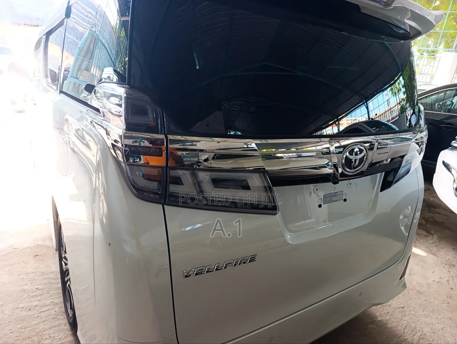 Toyota Vellfire 2019 White