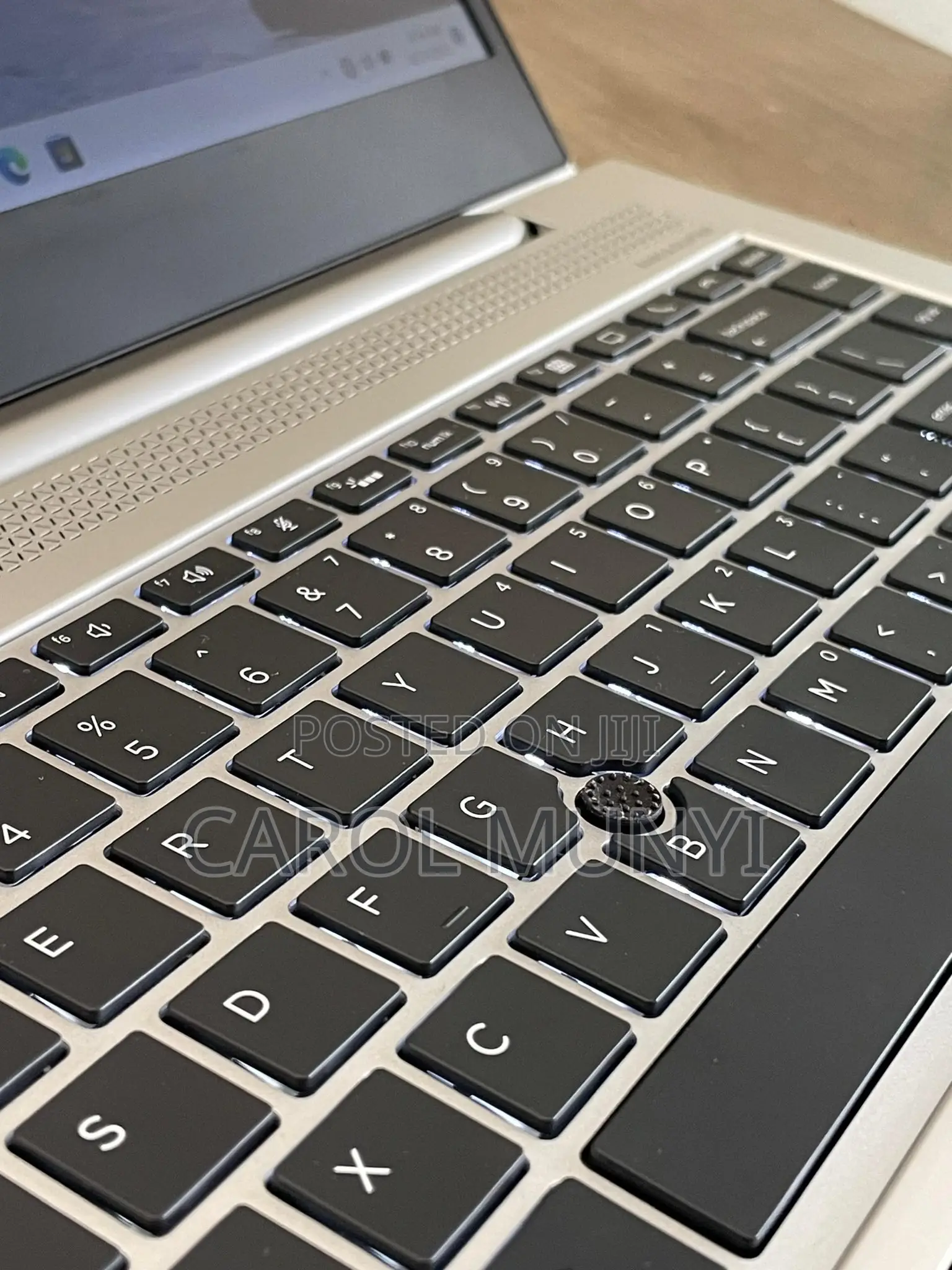New Laptop HP EliteBook 745 G6 8GB AMD Ryzen 7 SSD 256GB