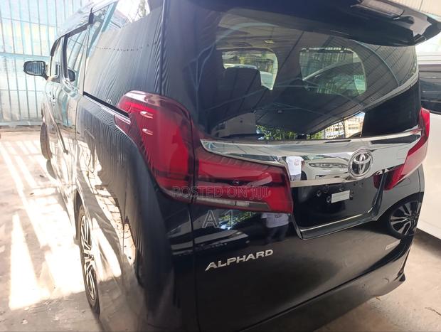 Toyota Alphard 2020 Black - thumbnail 12