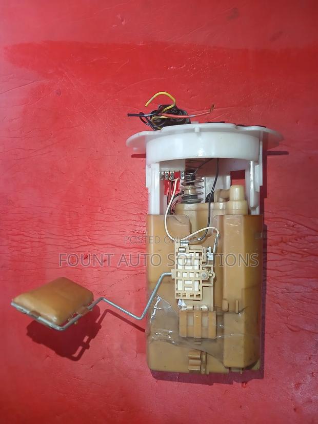 Fuelpump Nissan B15