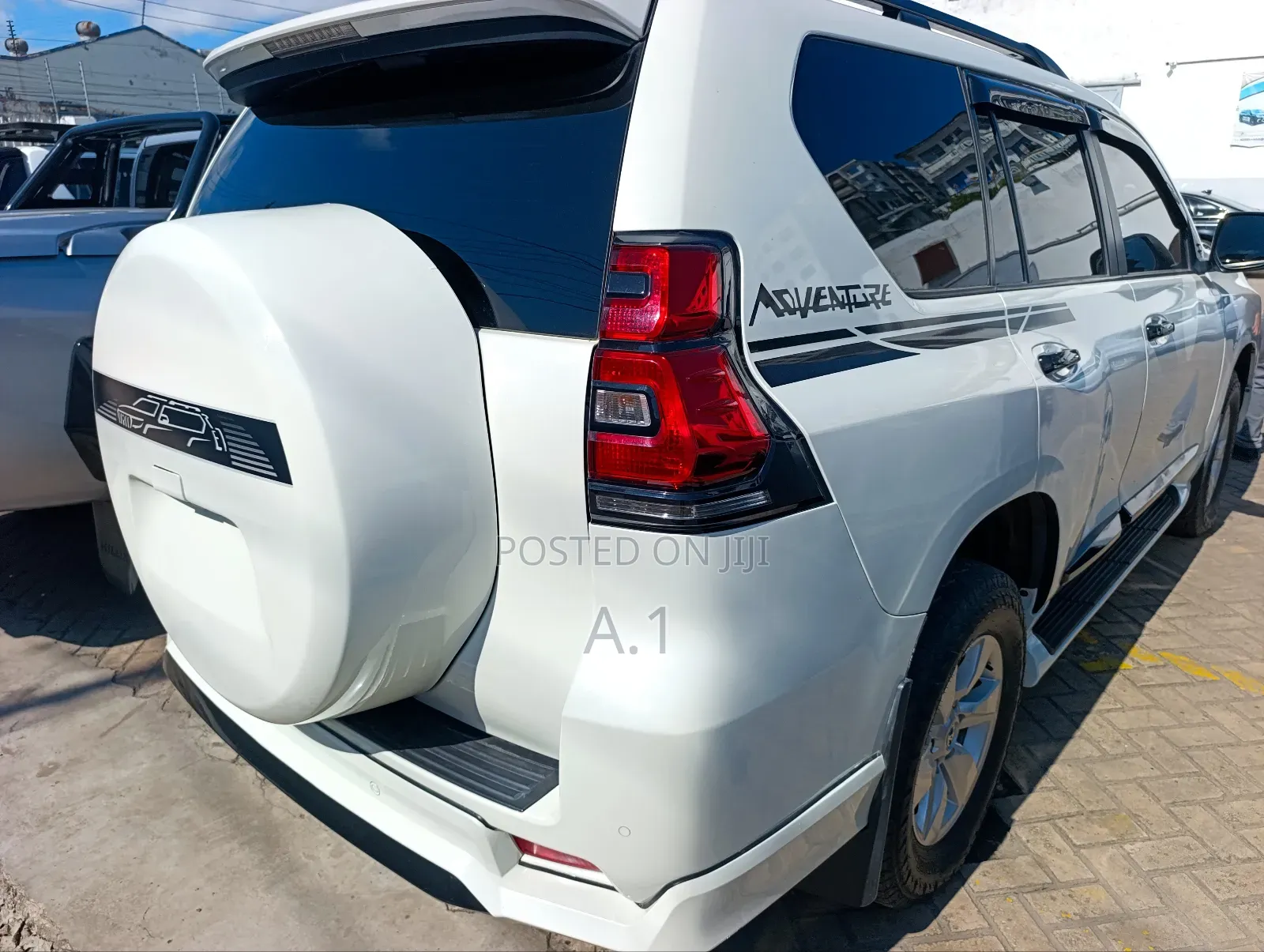 Toyota Land Cruiser Prado 2.8 2019 Off white