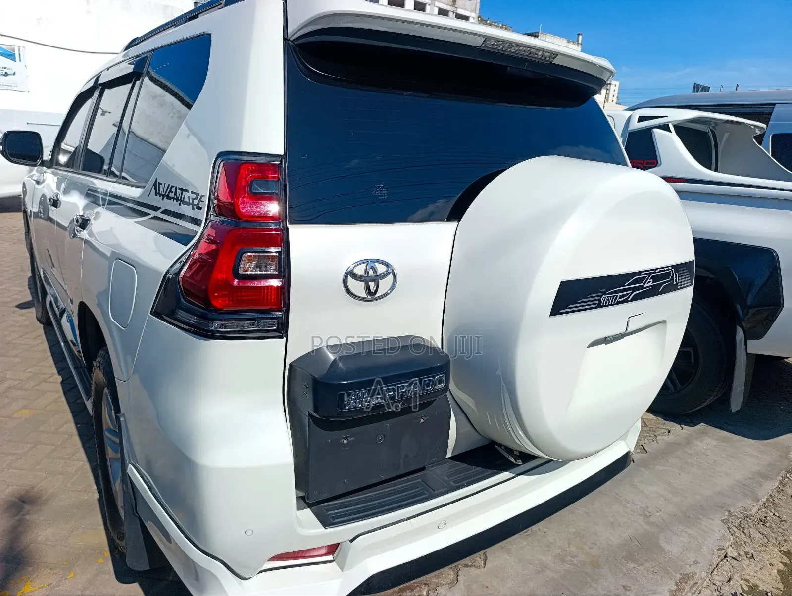 Toyota Land Cruiser Prado 2.8 2019 Off white