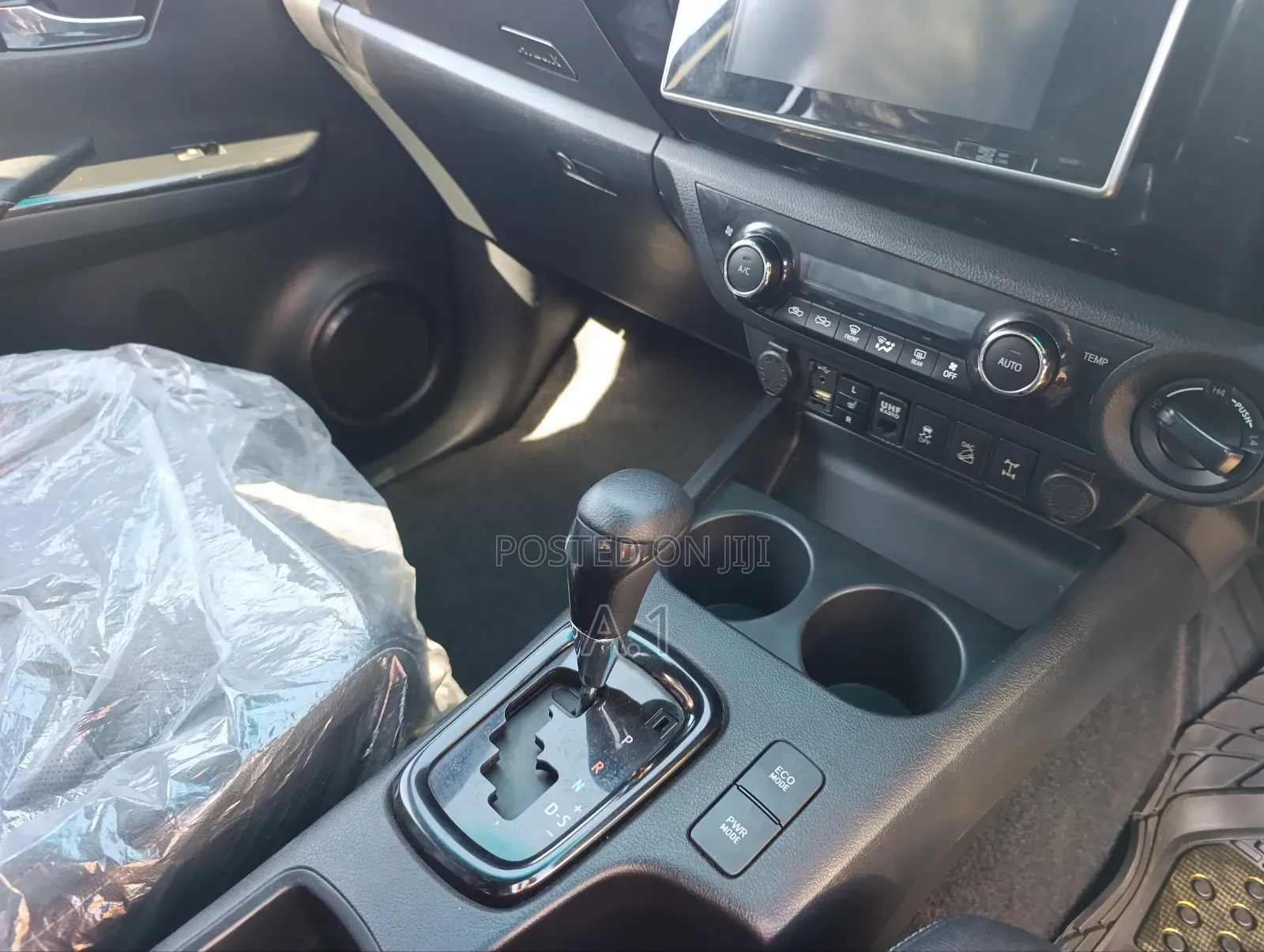 Toyota Hilux Revo Double Cab Deisel 2.8 RWD 2019 Silver