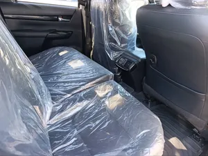Toyota Hilux Revo Double Cab Deisel 2.8 RWD 2019 Silver