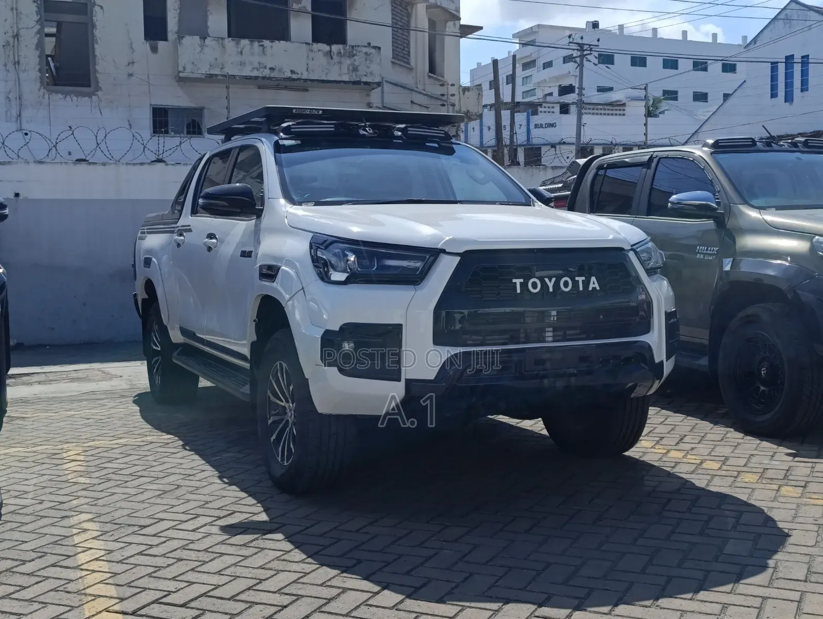 Toyota Hilux Revo Double Cab Deisel 2.8 AWD 2019 Pearl