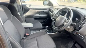 Mitsubishi Outlander 2018 Brown