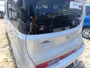 Nissan Cube 2019 Silver