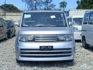Nissan Cube 2019 Silver