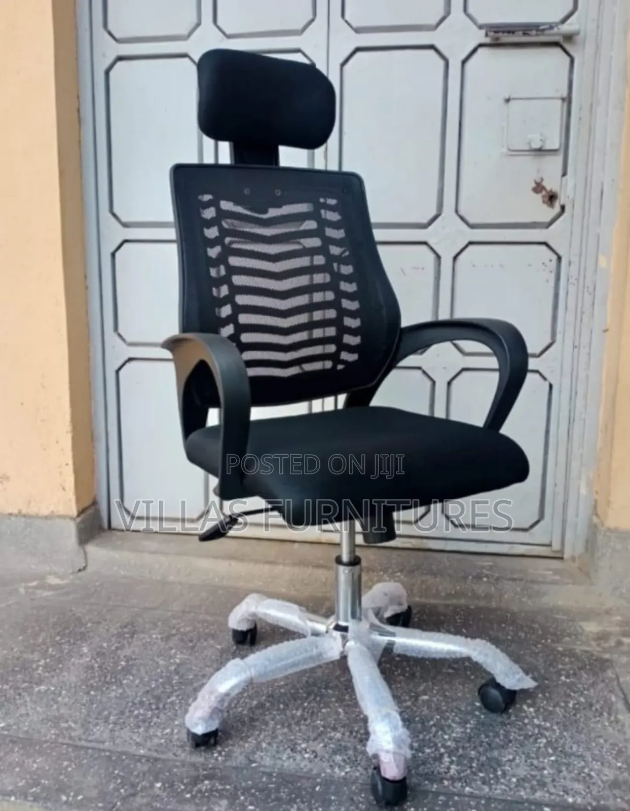 Office Chair With Adjustable Headrest and Neck Support Headrest