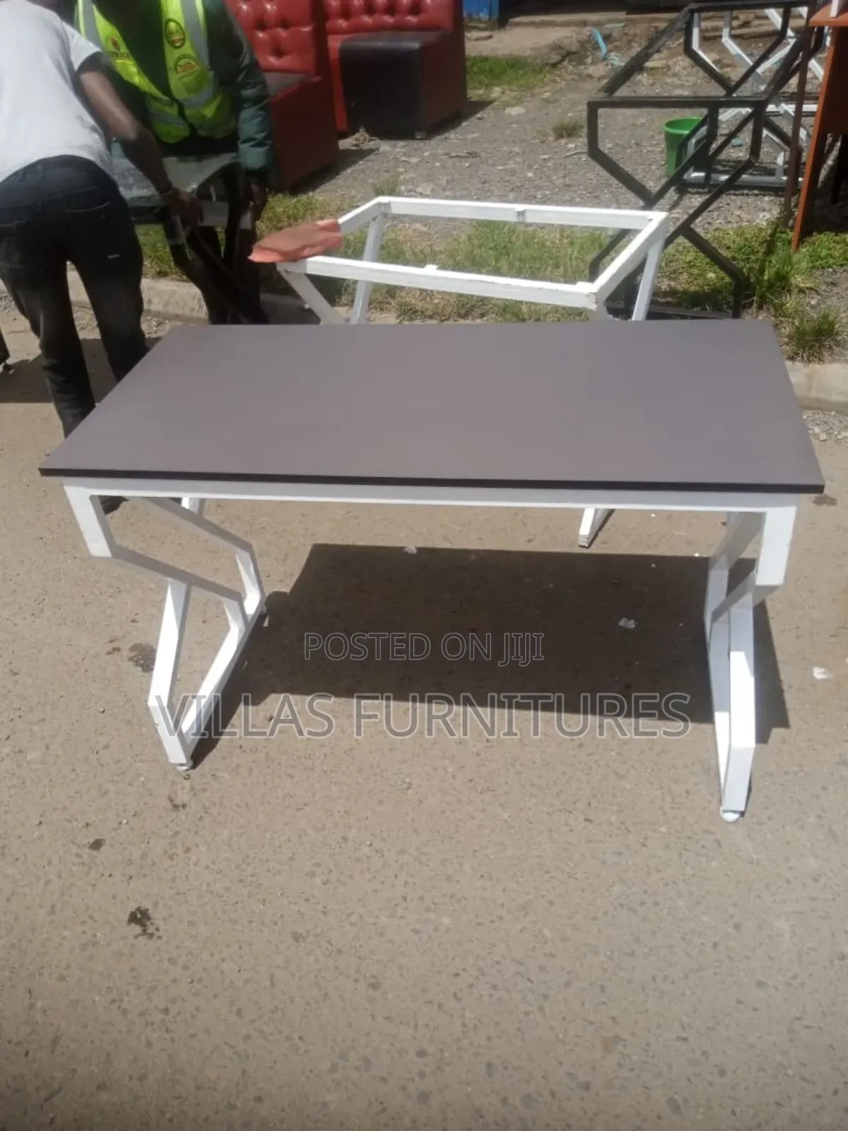 Grey Top MDF and White Paint 1.2m Metallic Study Table