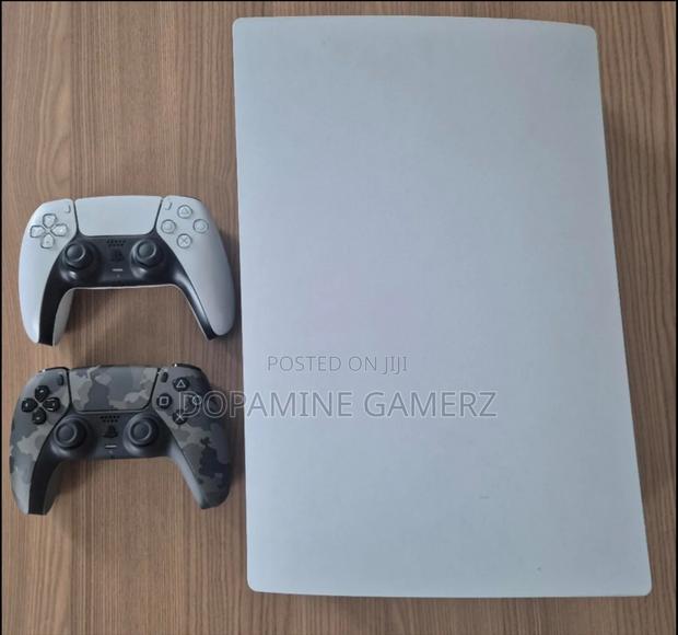 Playstation 5 - thumbnail 2
