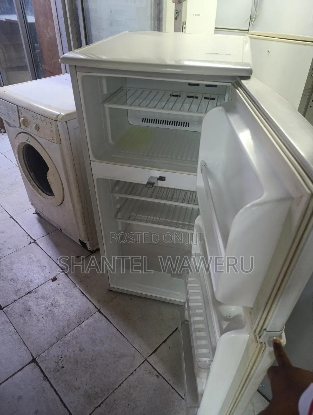 Lg Fridge Midium