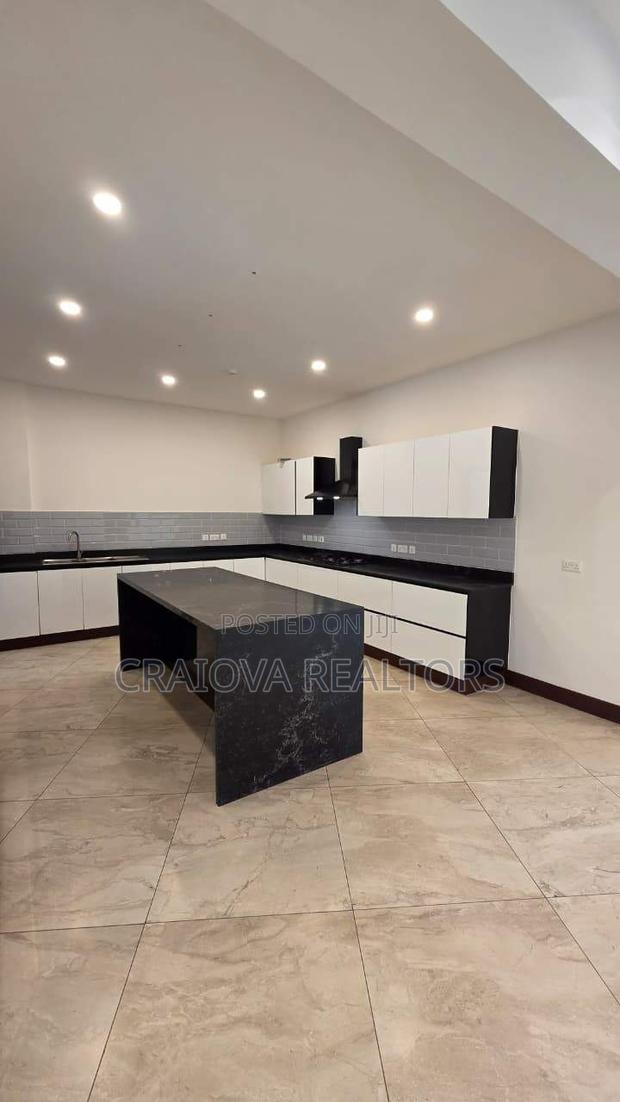 4bdrm Apartment in Parklands/Highridge for rent - thumbnail 8