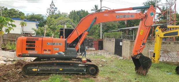 Hitachi Zx200 Excavator - main view