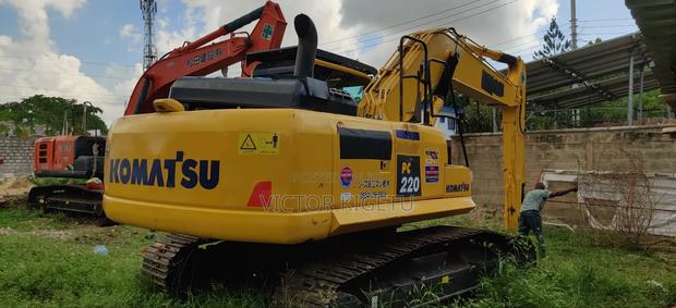 Komatsu Pc220 - thumbnail 5
