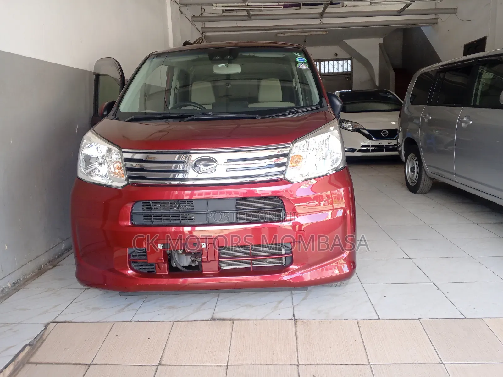Daihatsu Move 2019 Red