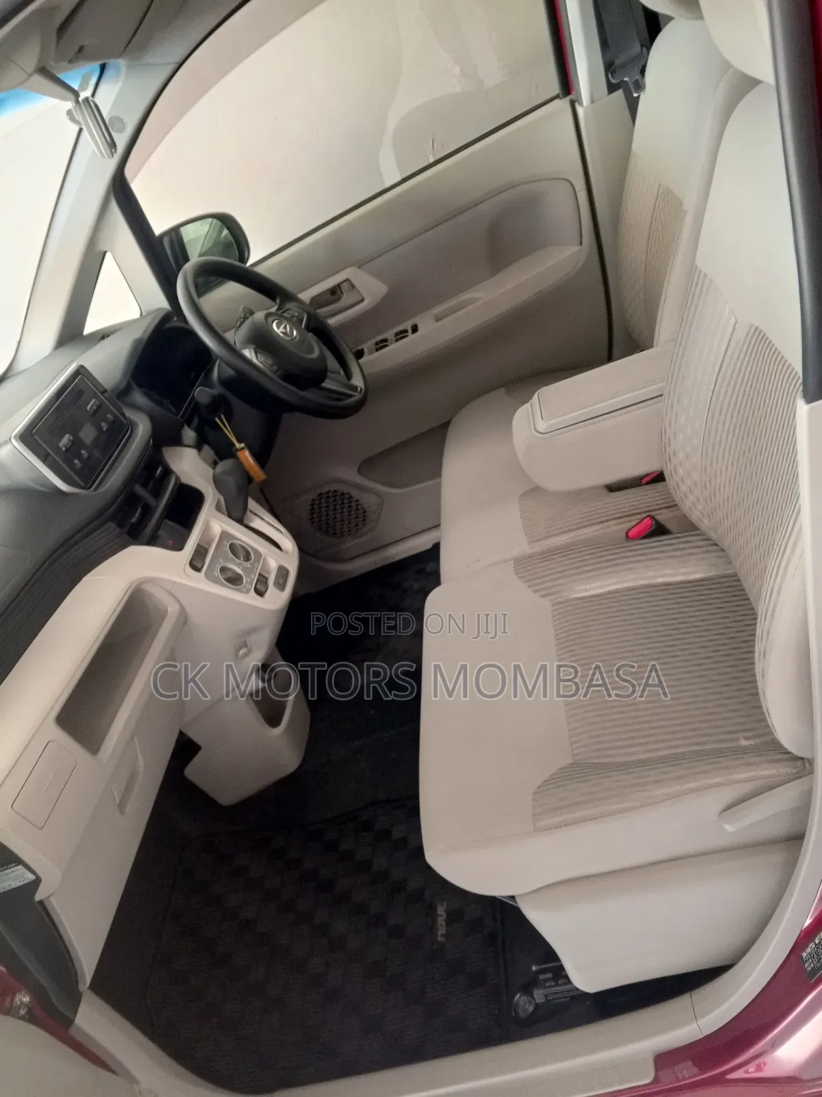 Daihatsu Move 2019 Red