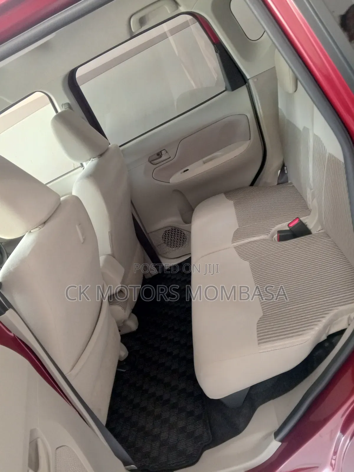 Daihatsu Move 2019 Red