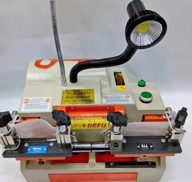 Key Cutting Machine