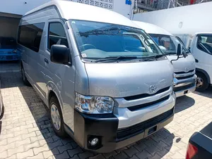 Toyota HiAce 2019 Silver