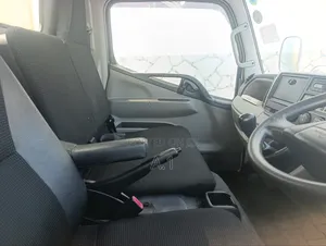 2019 Mitsubishi Fuso Canter Freezer Body