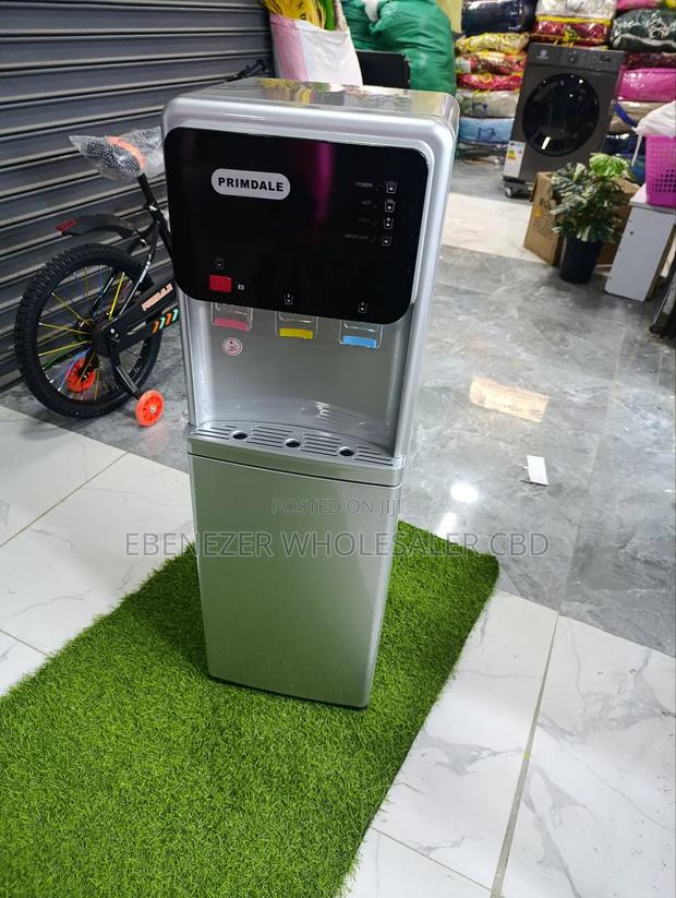 Hot and Cold Dispenser - thumbnail 3