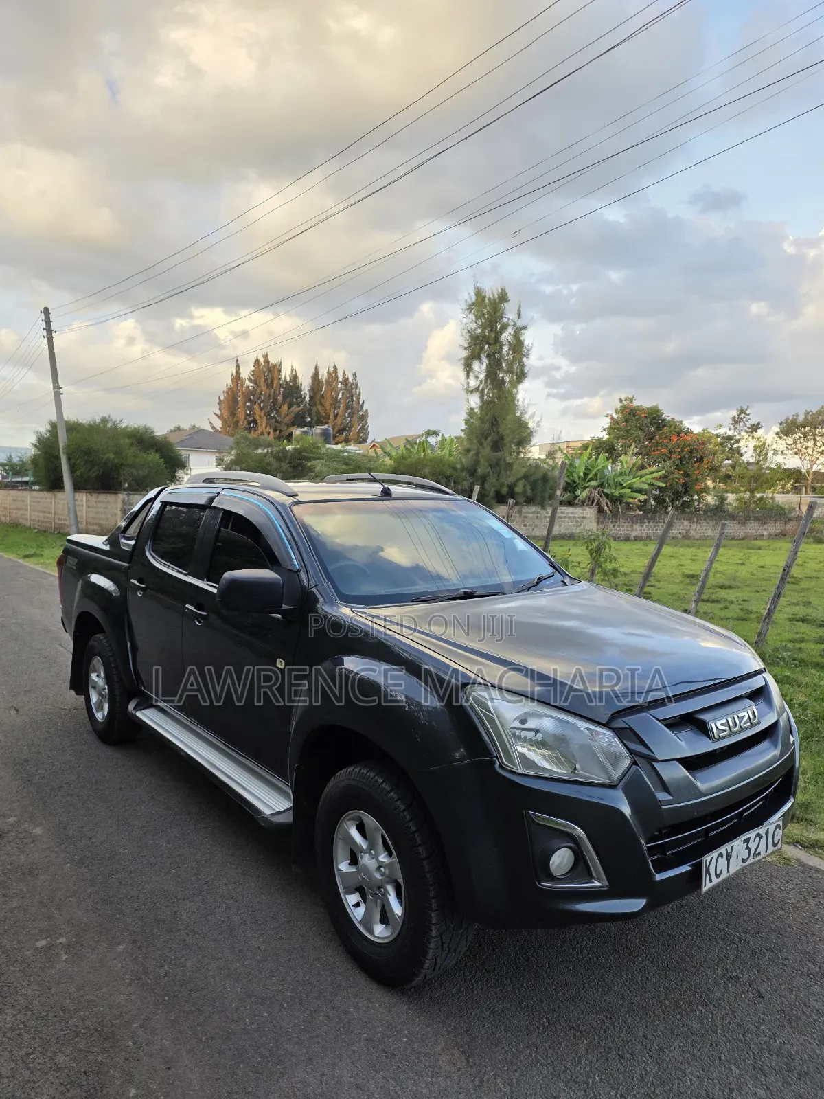 Isuzu D-MAX 2019 Gray