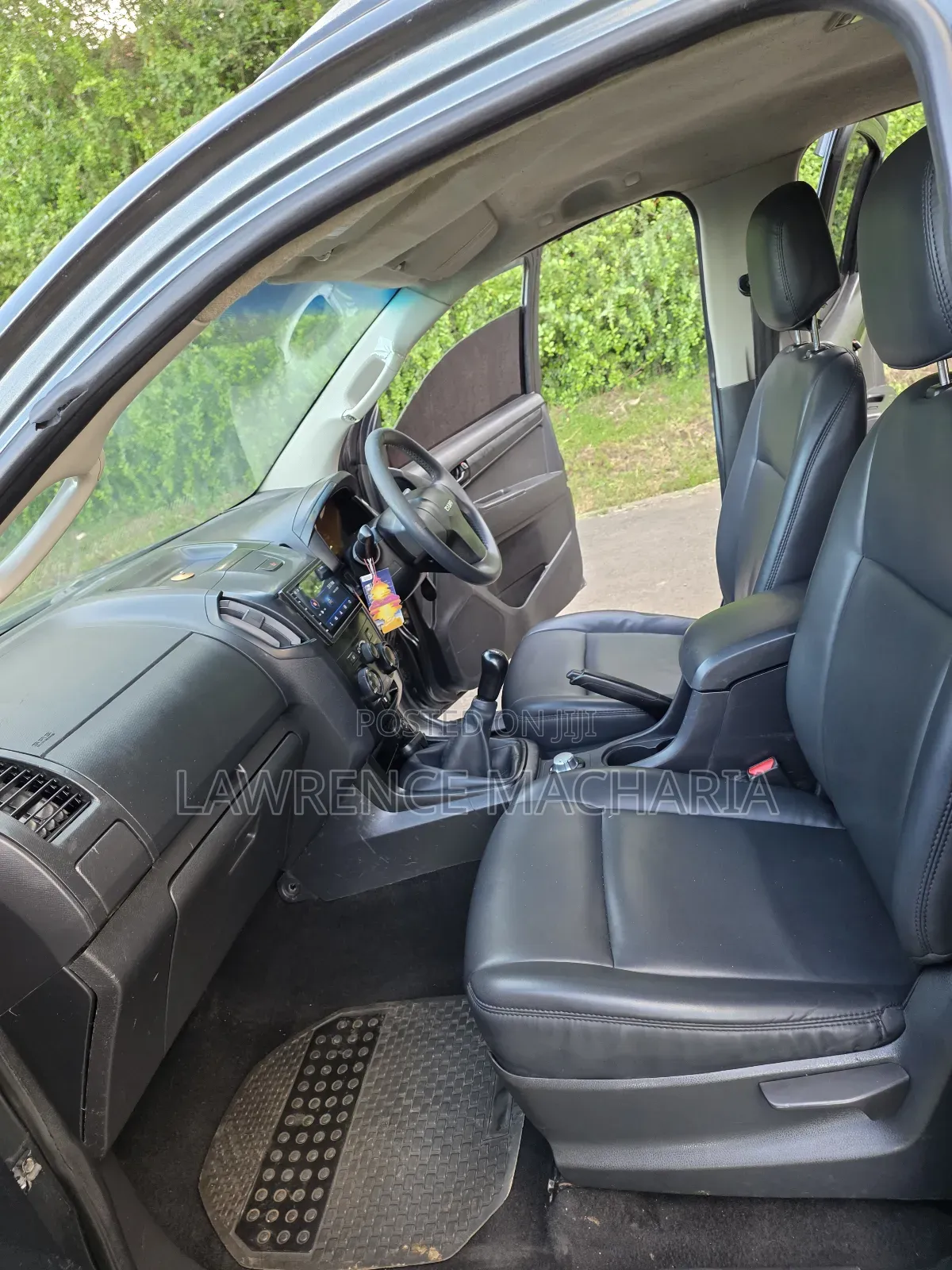 Isuzu D-MAX 2019 Gray