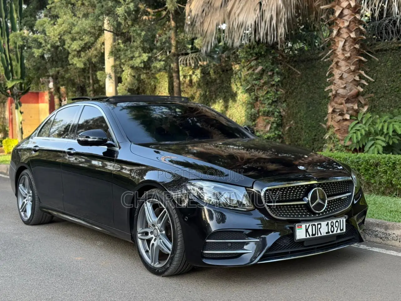 Mercedes-Benz E200 2017 Black