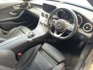 Mercedes-Benz C180 2019 Silver