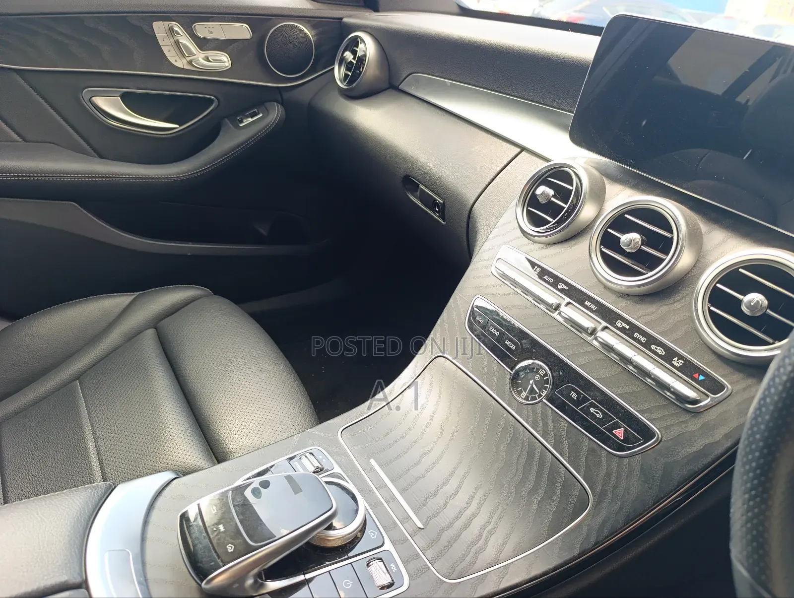 Mercedes-Benz C180 2019 Silver