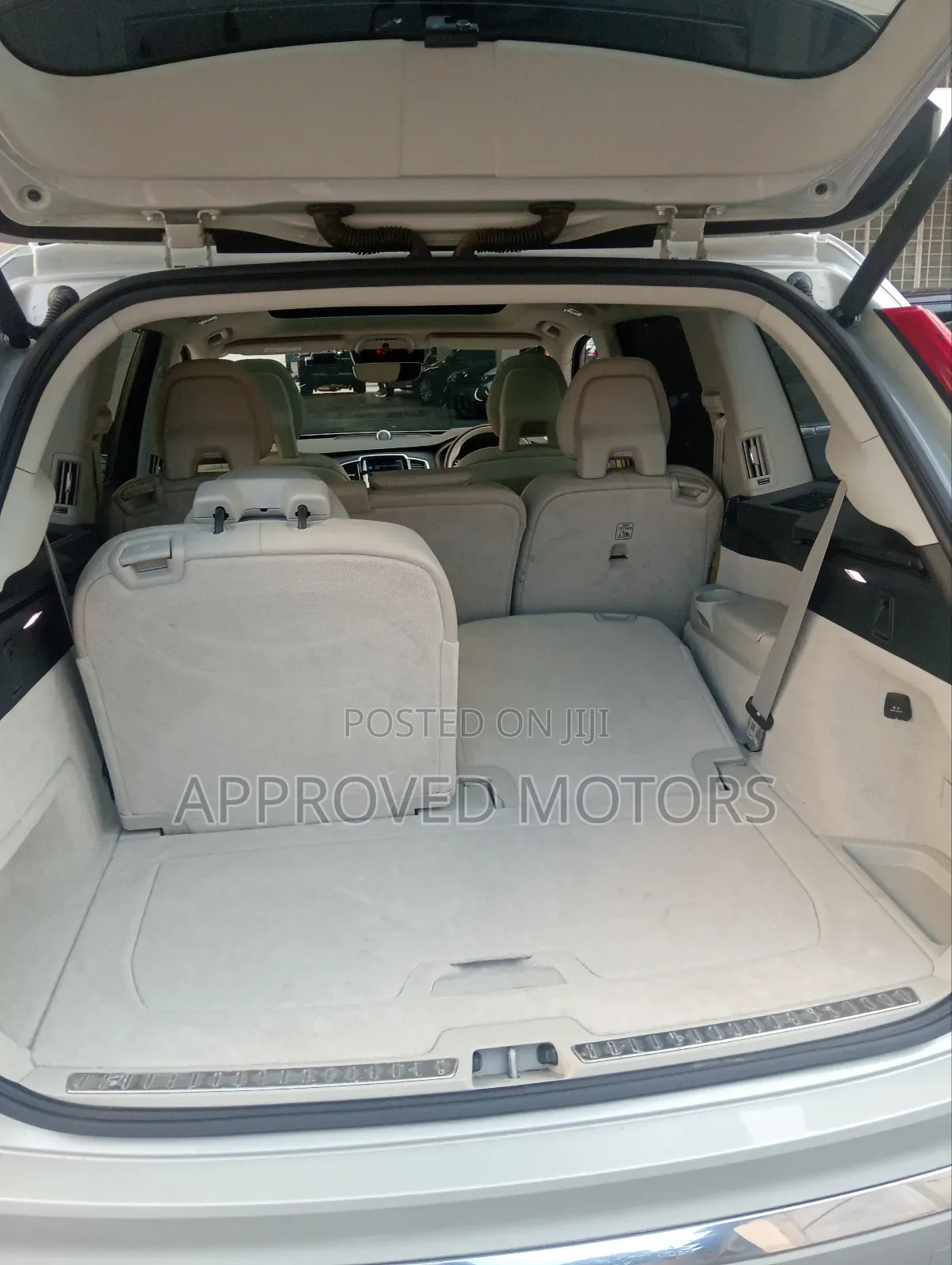 Volvo XC90 2020 White