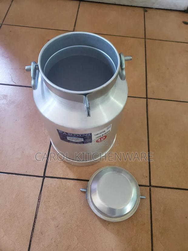 10 LTRS Aluminium Milkcan/Lockable Milkcan - thumbnail 2