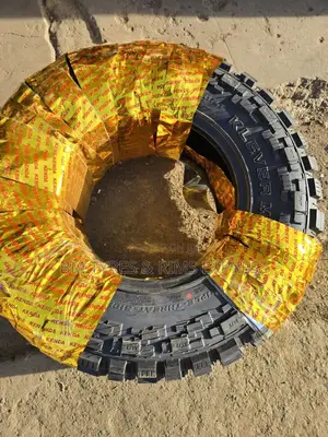 35x12.50 R17 Kenda Tyres (Klever) Mud Terrein.