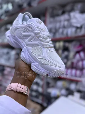 New Balance 9060 Tripple White