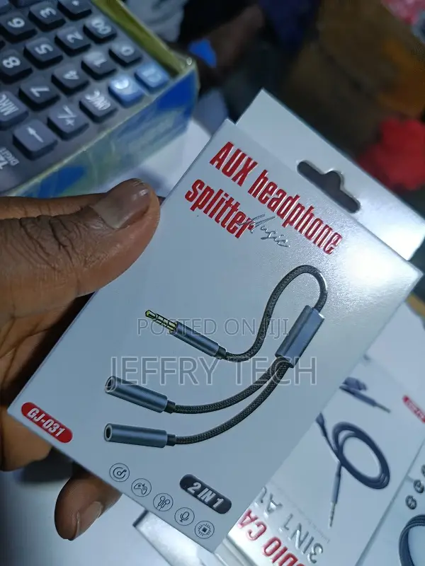 Aux Headphone Splitter Used to Connect Two Pairs of Headphones or Spe