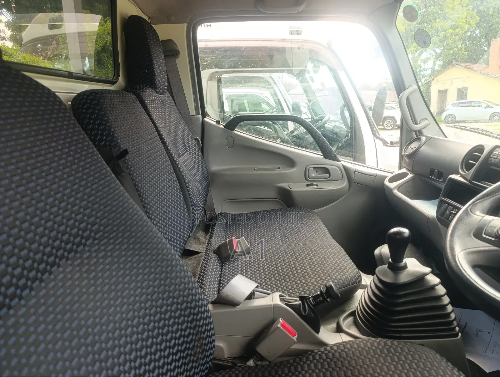 3 Tonne Hino Dutro