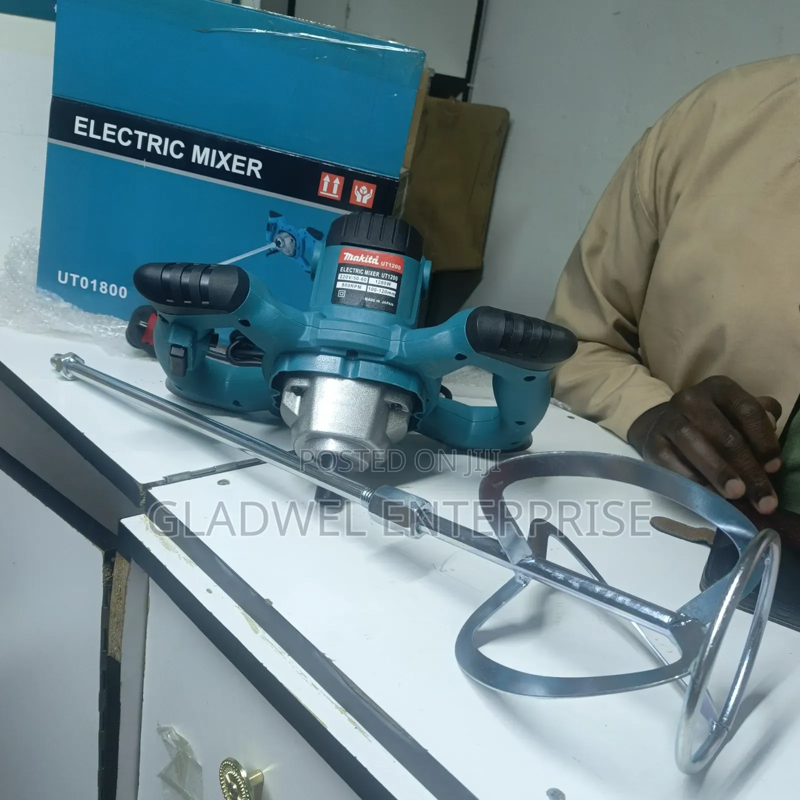 Affordable Makita Electric Paint Mixer