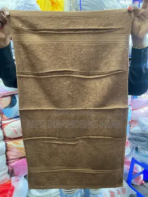 Coloured Hand Towels
Size:16*28ft(40*70cm) SNG