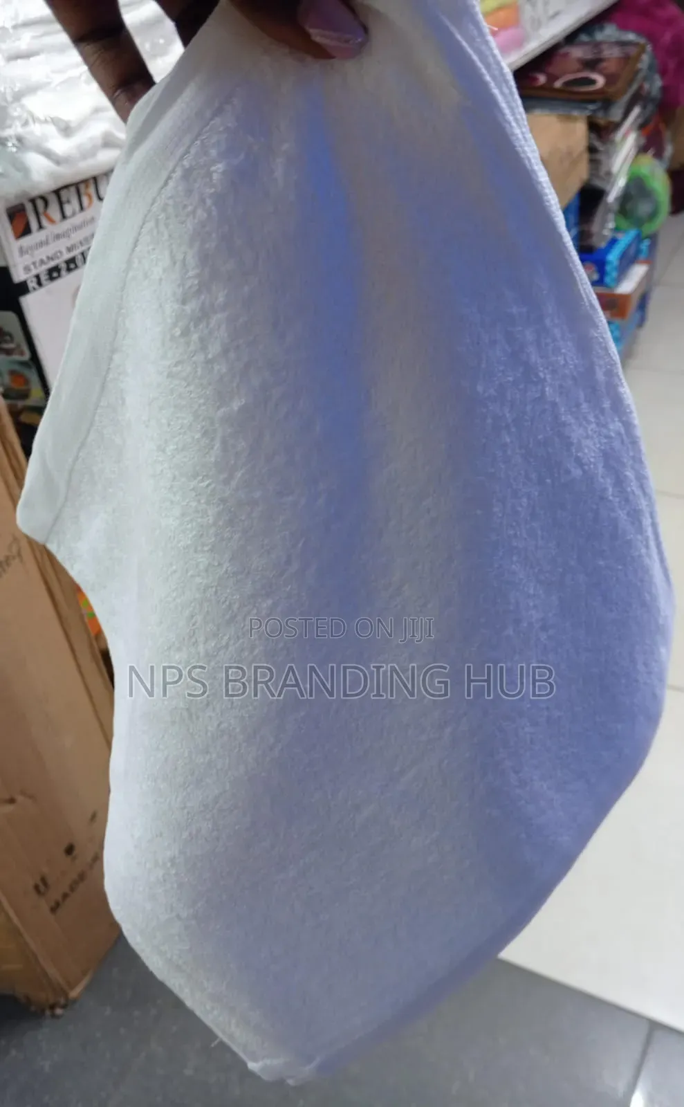 White Face Towels
30*30cm
12pcs in a Dozen SNG