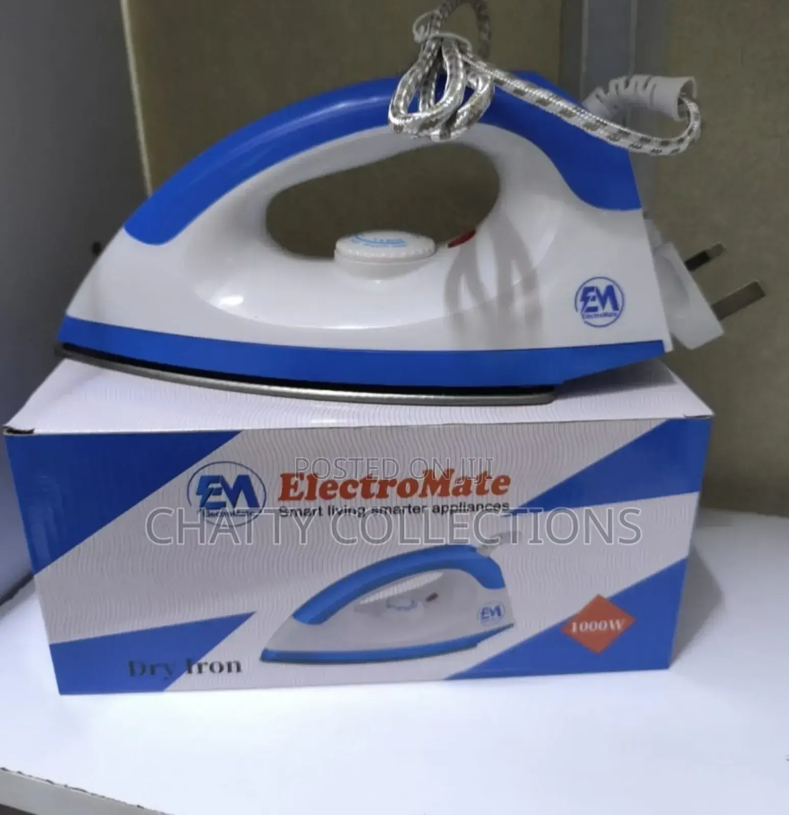 White and Blue Electromate Dry Iron Box
