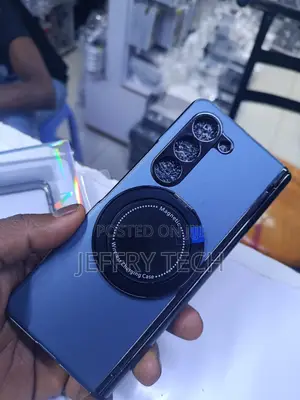 Magnetic Wireless Charging Case for the Samsung Galaxy Z Fold 5
