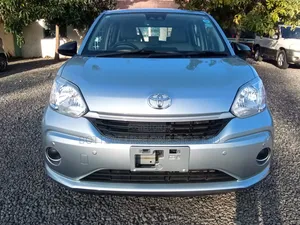 Toyota Passo 2019 Silver