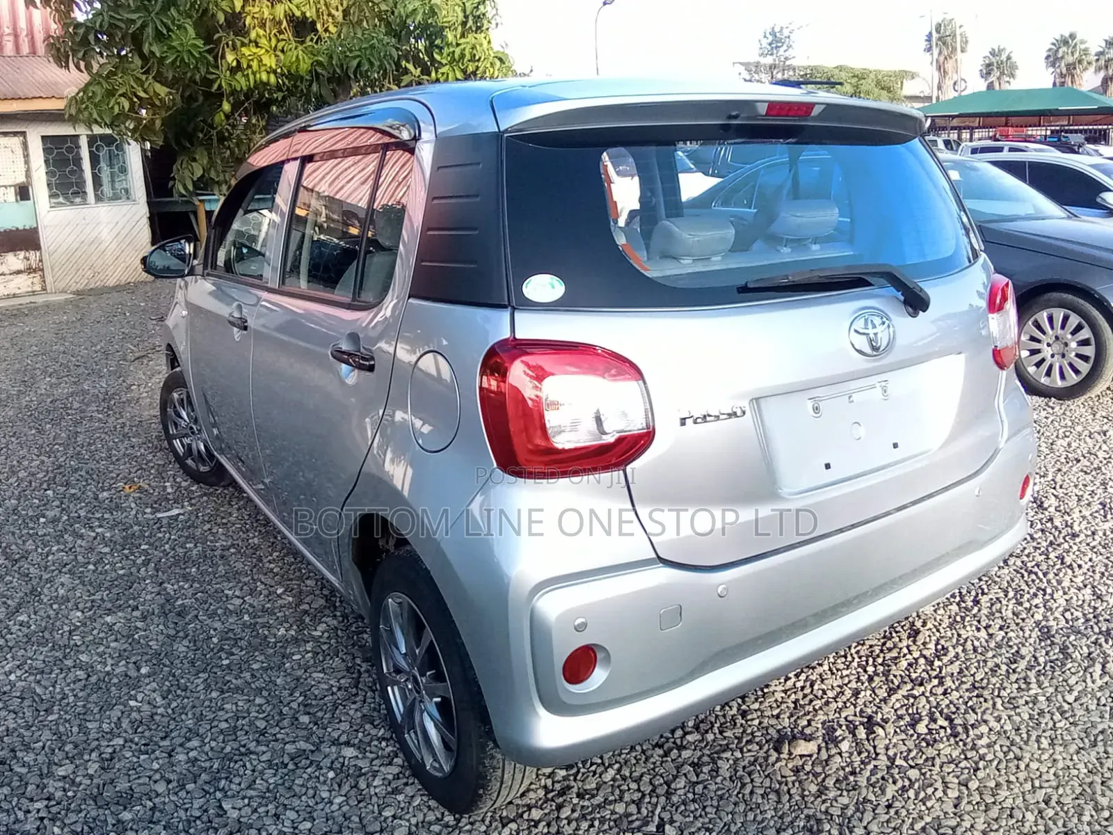 Toyota Passo 2019 Silver