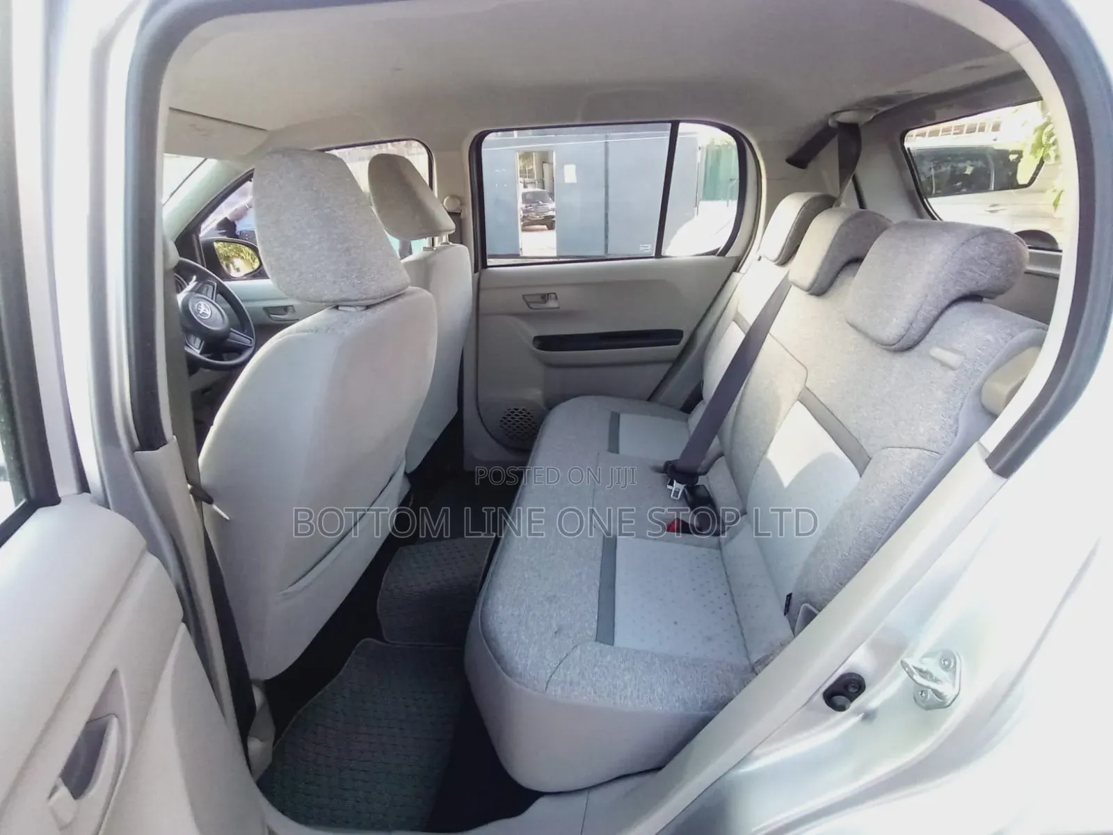 Toyota Passo 2019 Silver