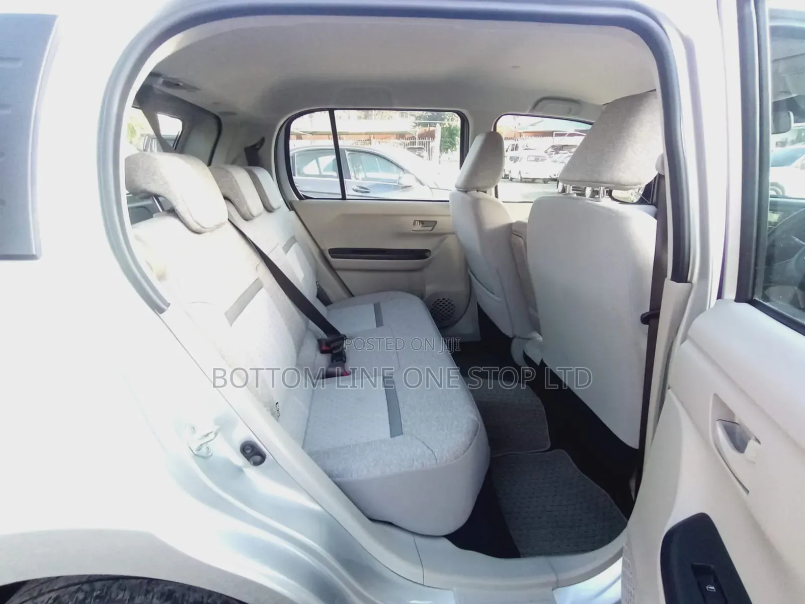 Toyota Passo 2019 Silver