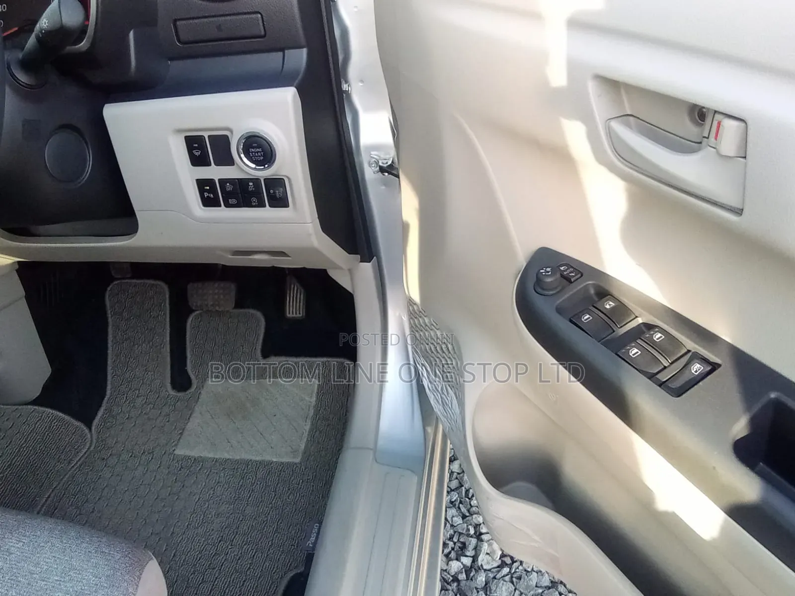 Toyota Passo 2019 Silver
