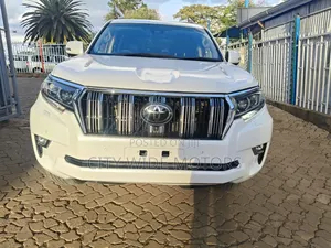 Toyota Land Cruiser Prado 2.8 2021 White