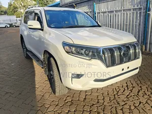 Toyota Land Cruiser Prado 2.8 2021 White
