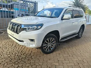 Toyota Land Cruiser Prado 2.8 2021 White